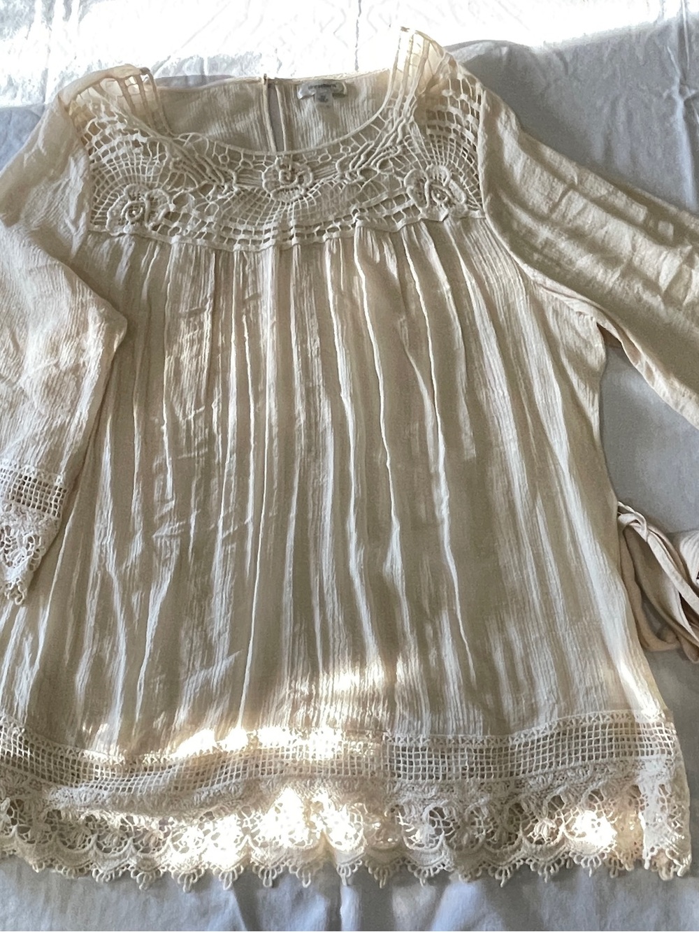 Boho Delicate Lace & Crochet Yoke, Gorgeous & Feminine Tunic Top, Cream 2x, NWOT